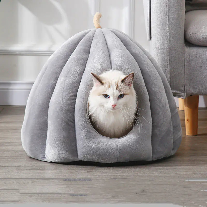 Casita Cerrada Antifrío para Mascotas